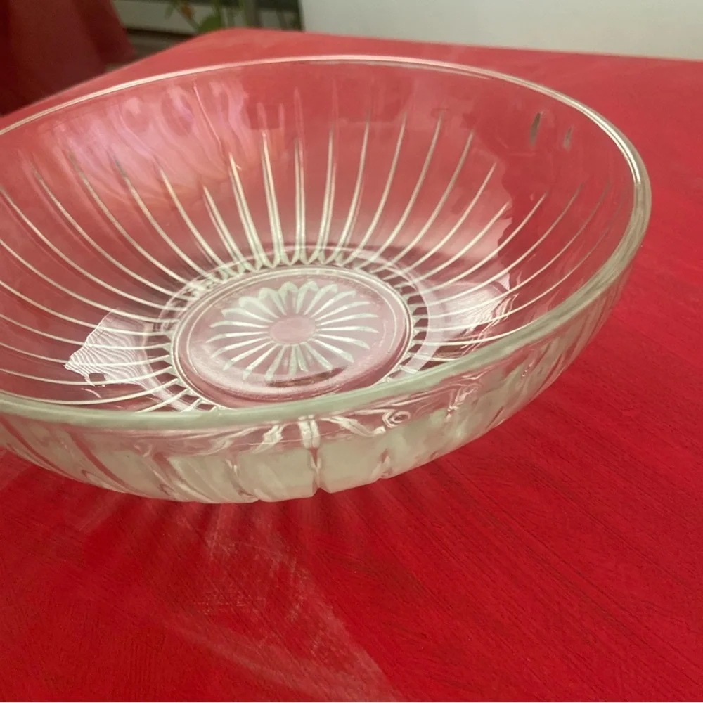 Vintage clear glass bowl